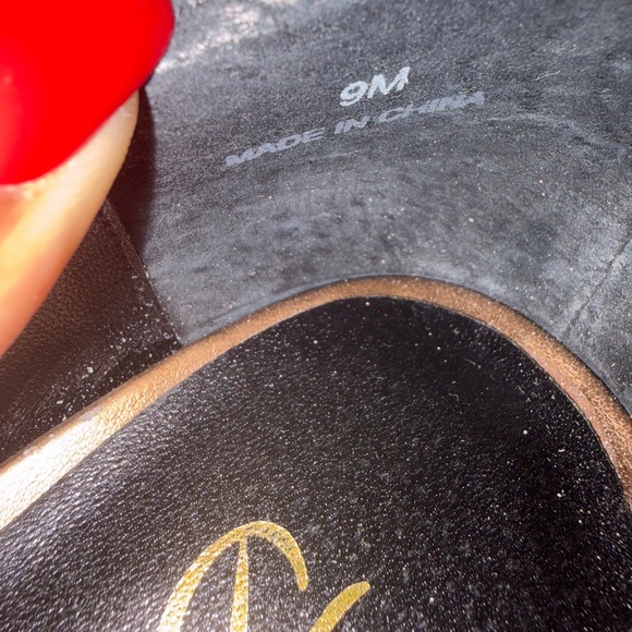 Beverly Feldman Tan Snake Print Heels - Picture 4 of 7